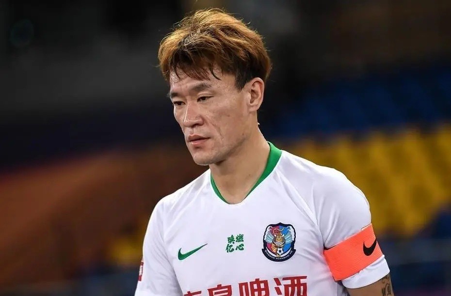  圣埃蒂安核心伤愈归队，助力球队重拾胜利轨道